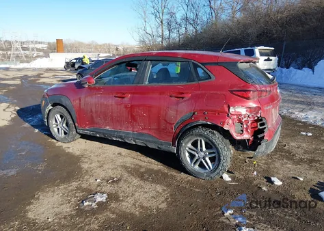 2018 Hyundai Kona Se z USA, uszkodzony, nr VIN KM8K1CAA9JU131707